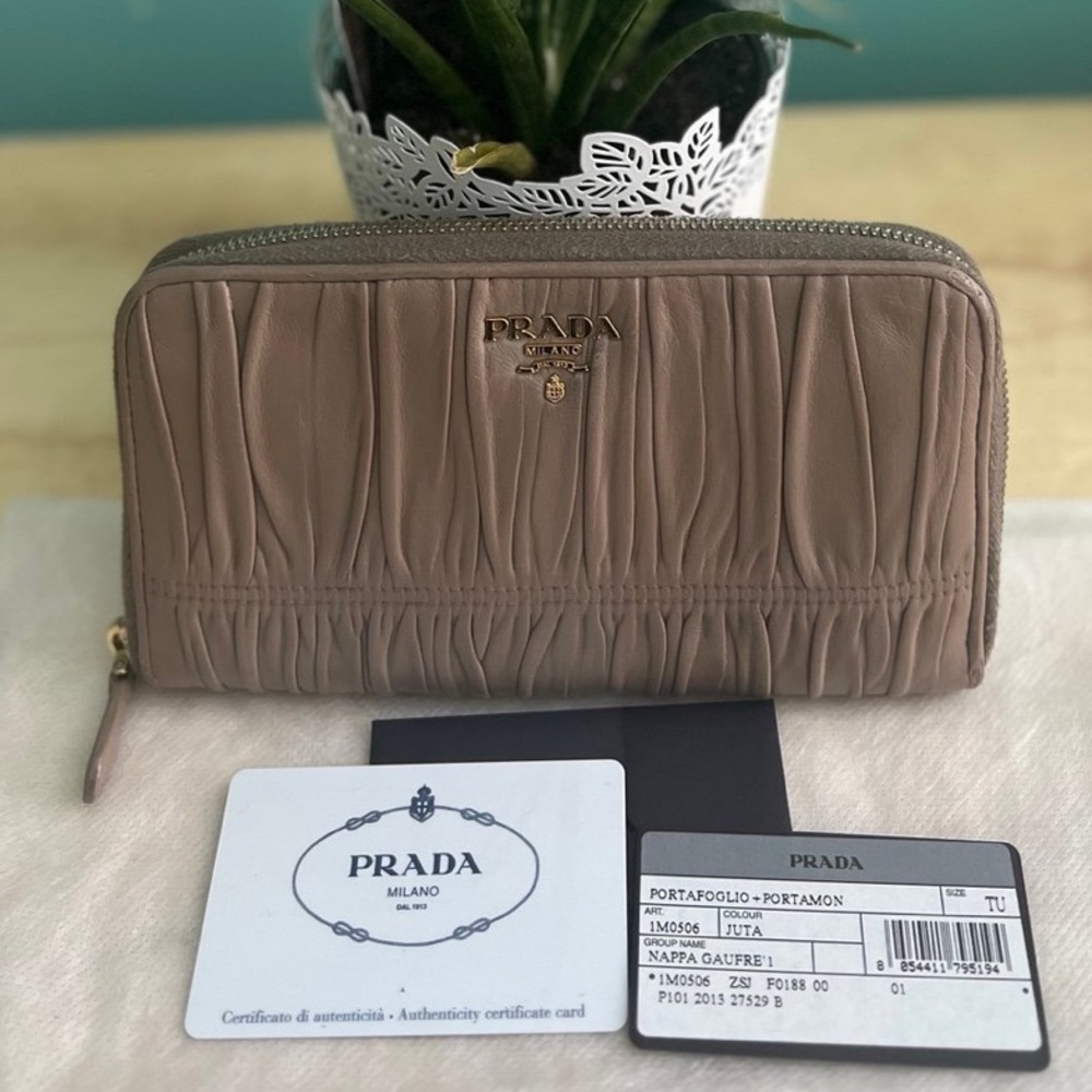 Prada Gaufre Nappa Leather Long Zip Around Zippy Wallet Beige Taupe Juta Pleated - Picture 11 of 13